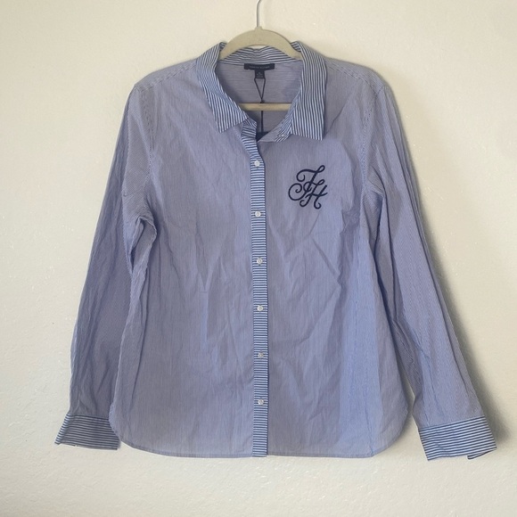 Tommy Hilfiger Women’s Shirt Bundle – Size XL – 4 Classic Styles (2 New) - Picture 13 of 13